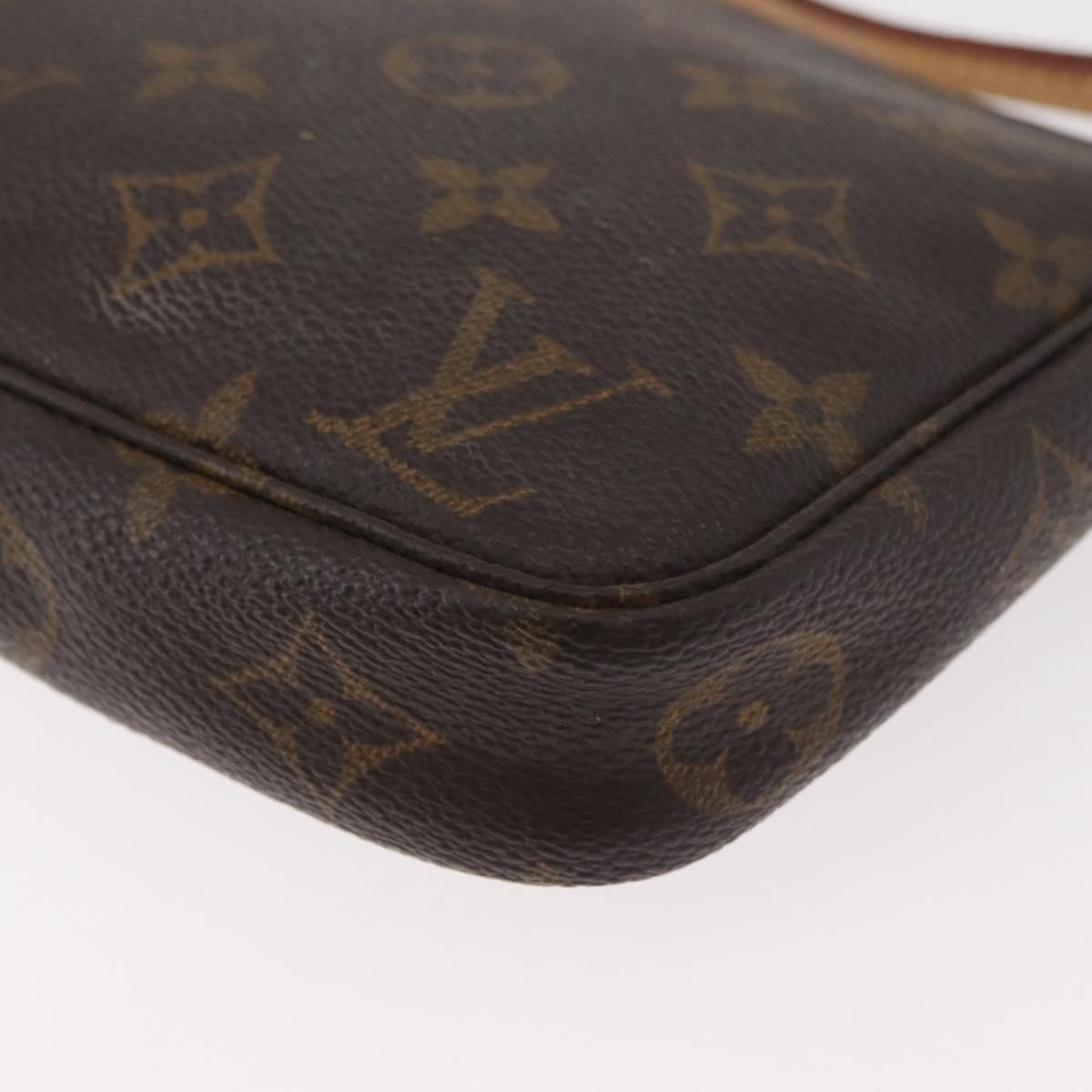 Monogram Pochette Accessoires Pouch