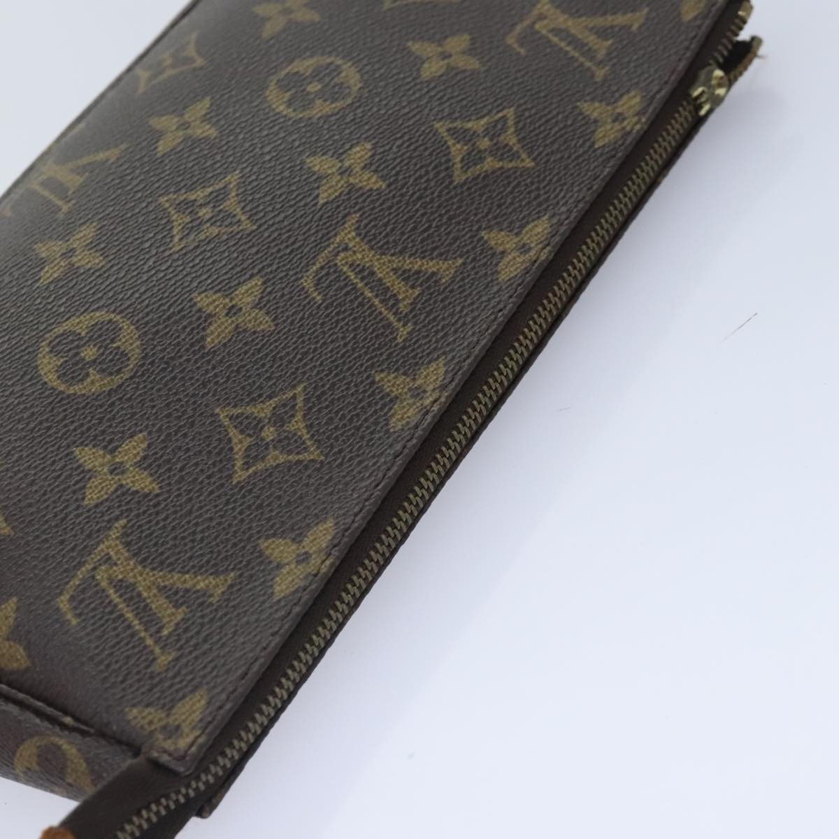 Monogram Pochette Accessoires Pouch