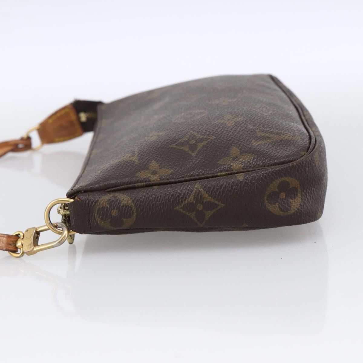 Monogram Pochette Accessoires Pouch