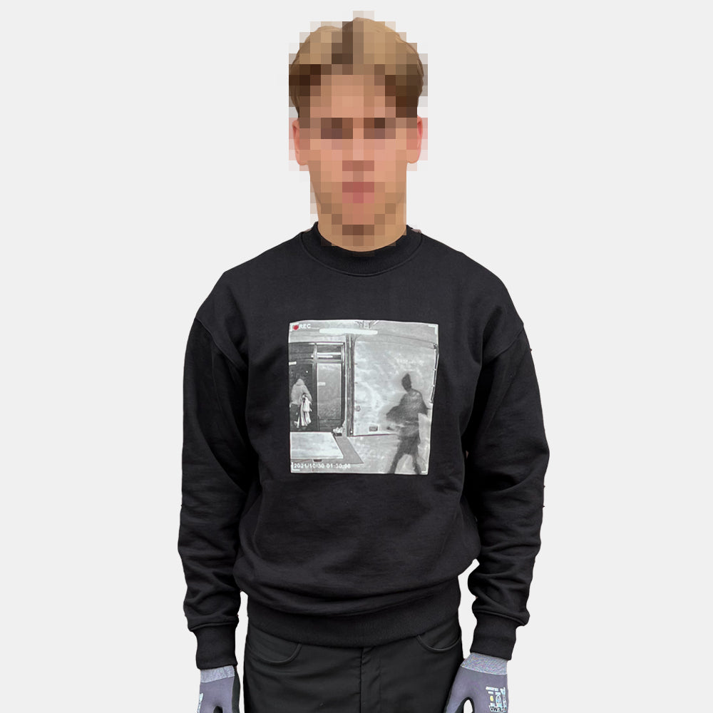 Handla Break-In Surveillance sweatshirt online | Smidigt och enkelt på nätet - Merchsweden |