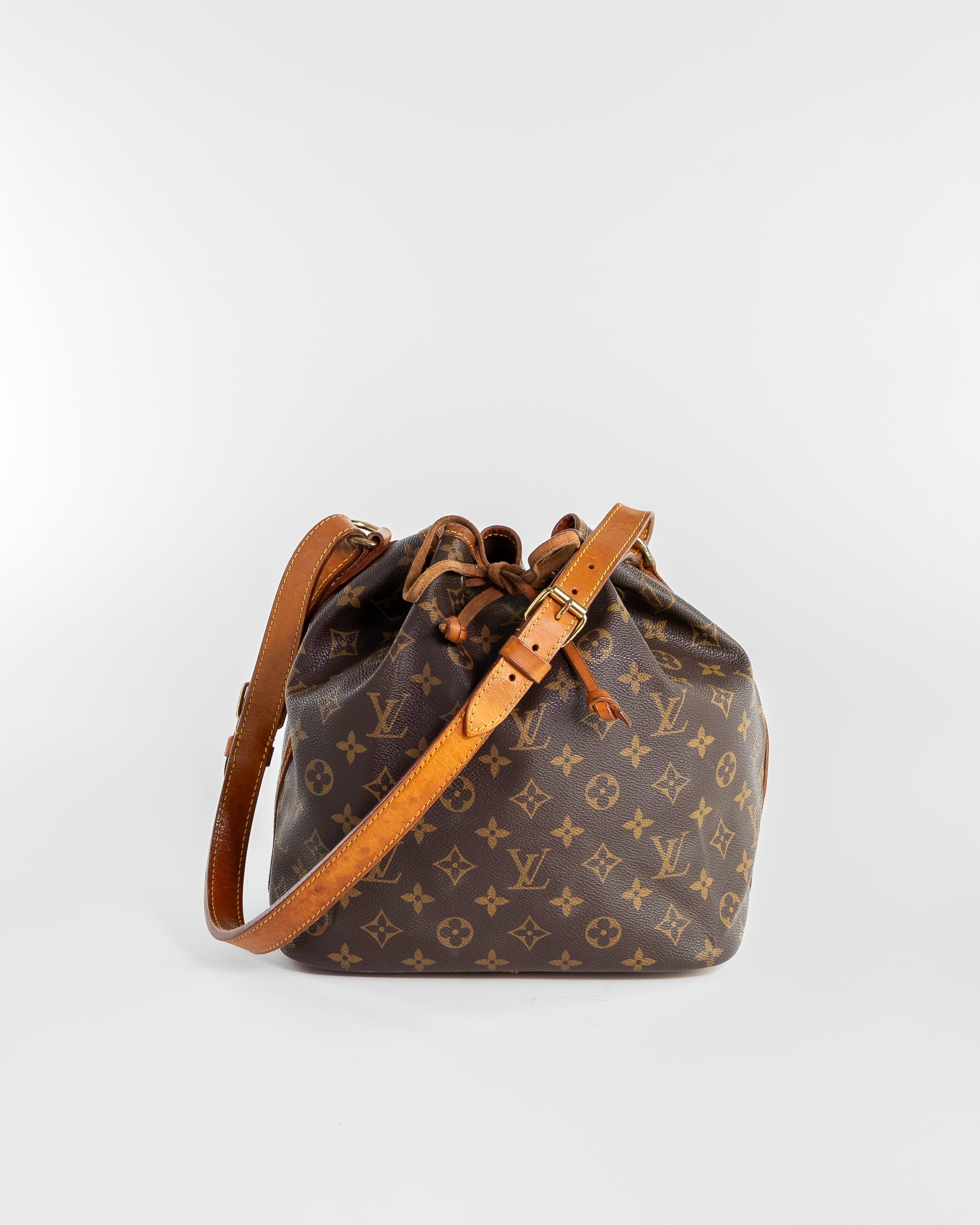 Louis Vuitton Noe Shoulder Bags