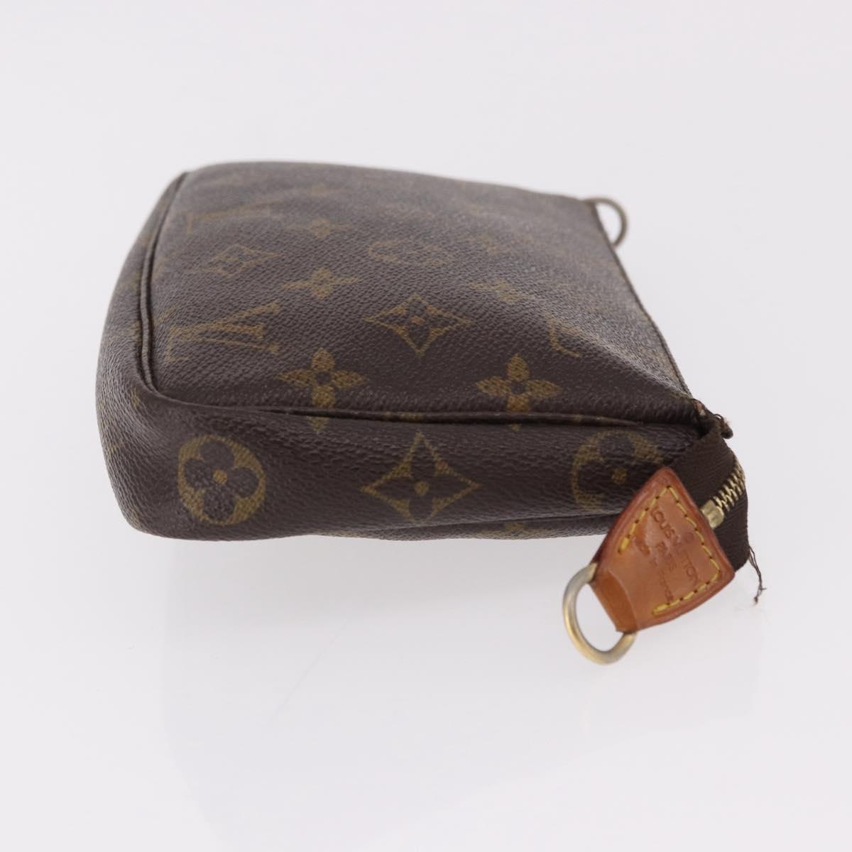Monogram Pochette Accessoires Pouch