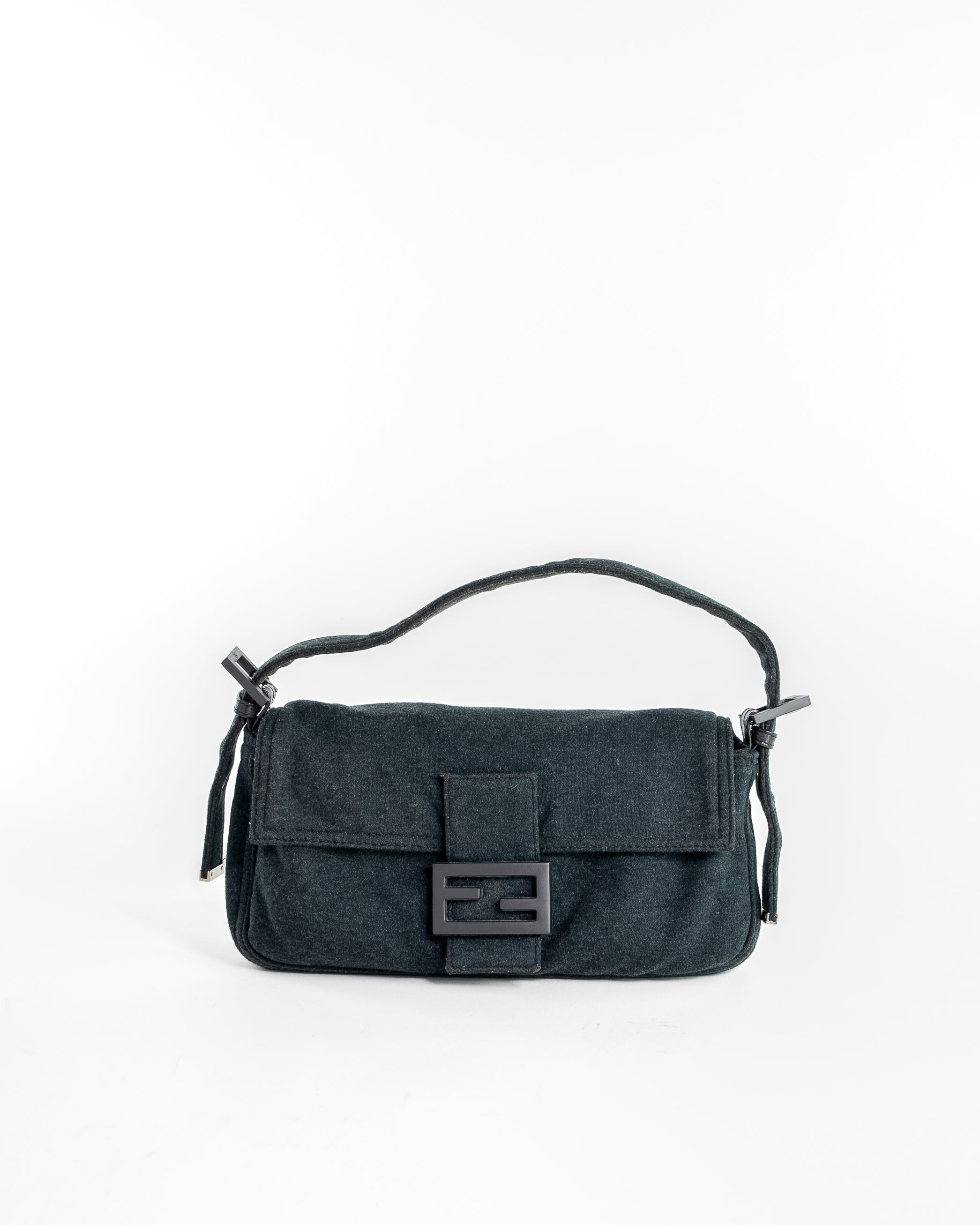 Handla Fendi Mamma Baguette Shoulder Bag online | Smidigt och enkelt på nätet - Merchsweden |