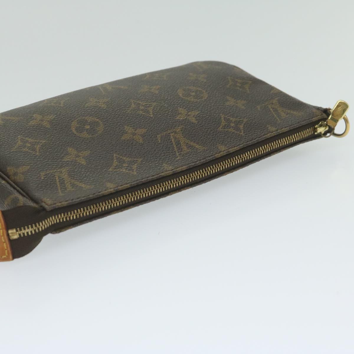 Handla Louis Vuitton Monogram Pochette Accessoires Pouch online | Smidigt och enkelt på nätet - Merchsweden |