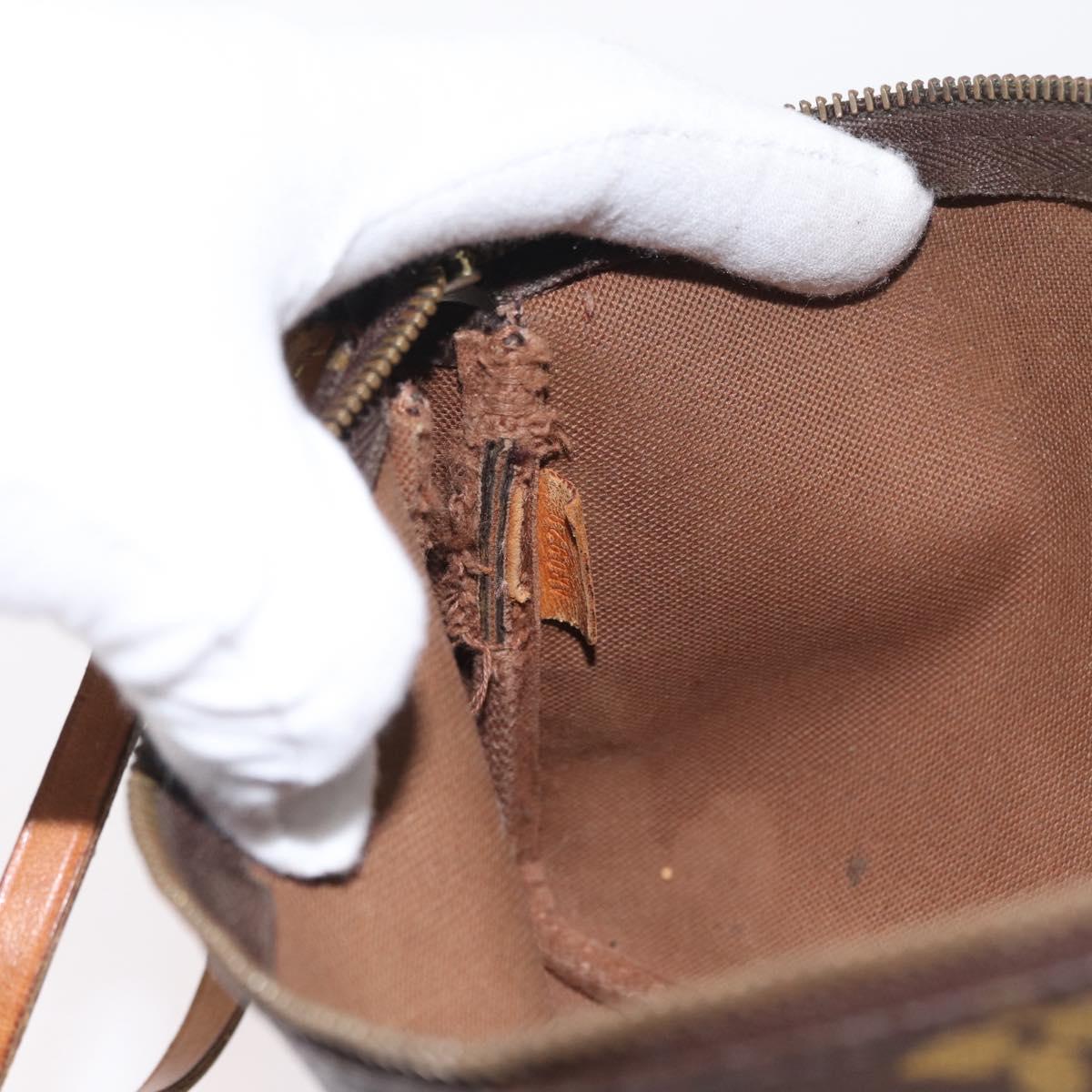 Monogram Pochette Accessoires Pouch