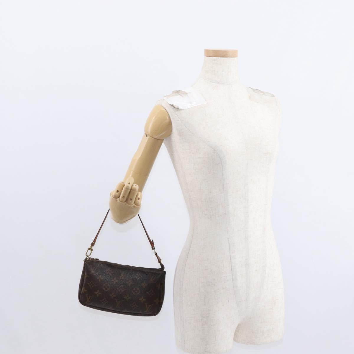 Monogram Pochette Accessoires Pouch