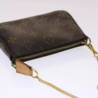 Handla Louis Vuitton Monogram Pochette Accessoires Pouch online | Smidigt och enkelt på nätet - Merchsweden |