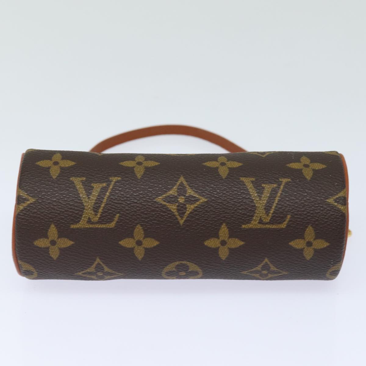 Handla Louis Vuitton Monogram Papillon Pouch online | Smidigt och enkelt på nätet - Merchsweden |