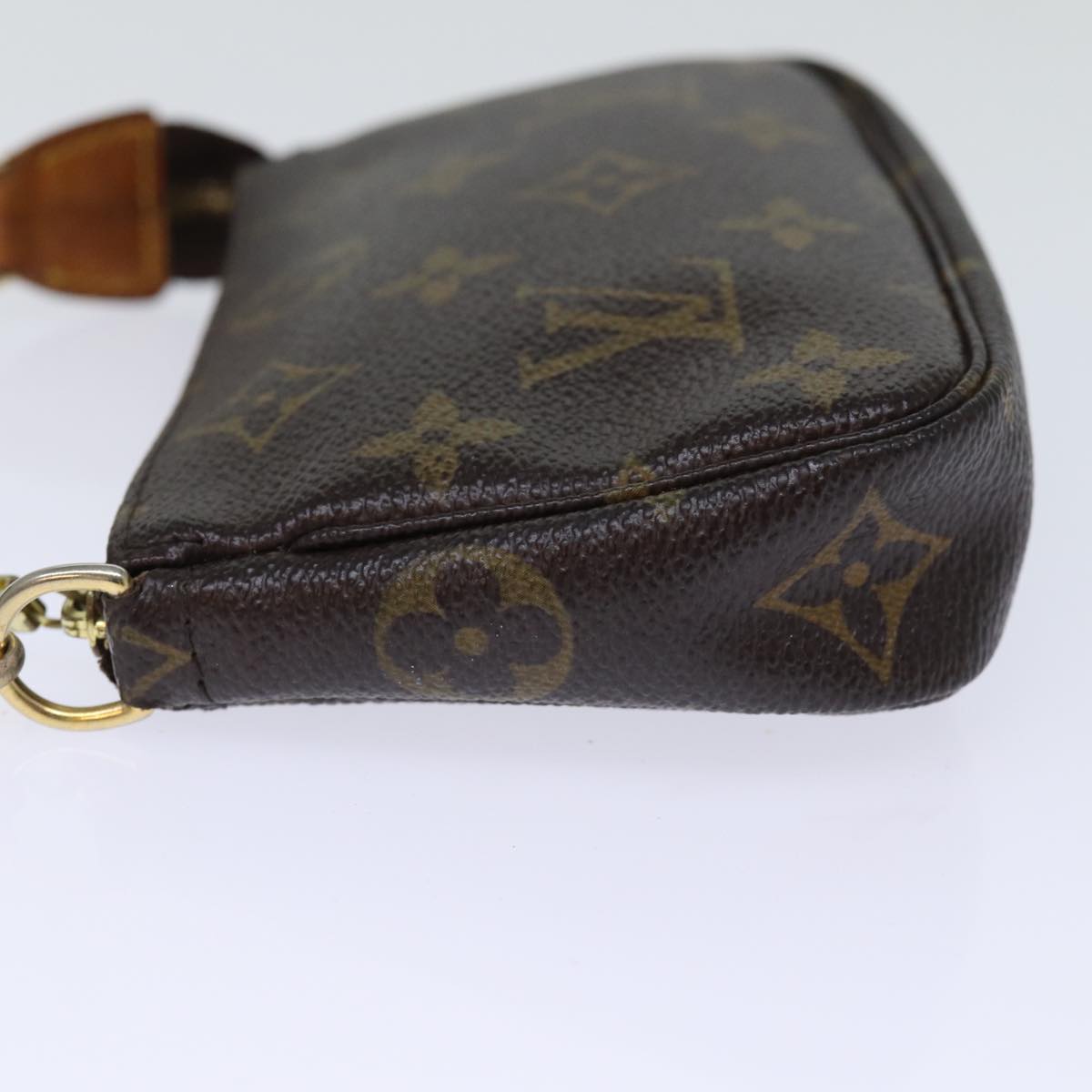 Handla Louis Vuitton Monogram Mini Pochette Accessoires Pouch online | Smidigt och enkelt på nätet - Merchsweden |