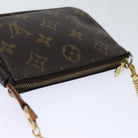 Handla Louis Vuitton Monogram Mini Pochette Accessoires Pouch online | Smidigt och enkelt på nätet - Merchsweden |