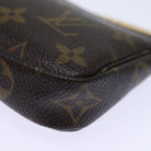 Handla Louis Vuitton Monogram Mini Pochette Accessoires Pouch online | Smidigt och enkelt på nätet - Merchsweden |