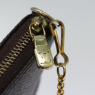 Handla Louis Vuitton Monogram Mini Pochette Accessoires Pouch online | Smidigt och enkelt på nätet - Merchsweden |