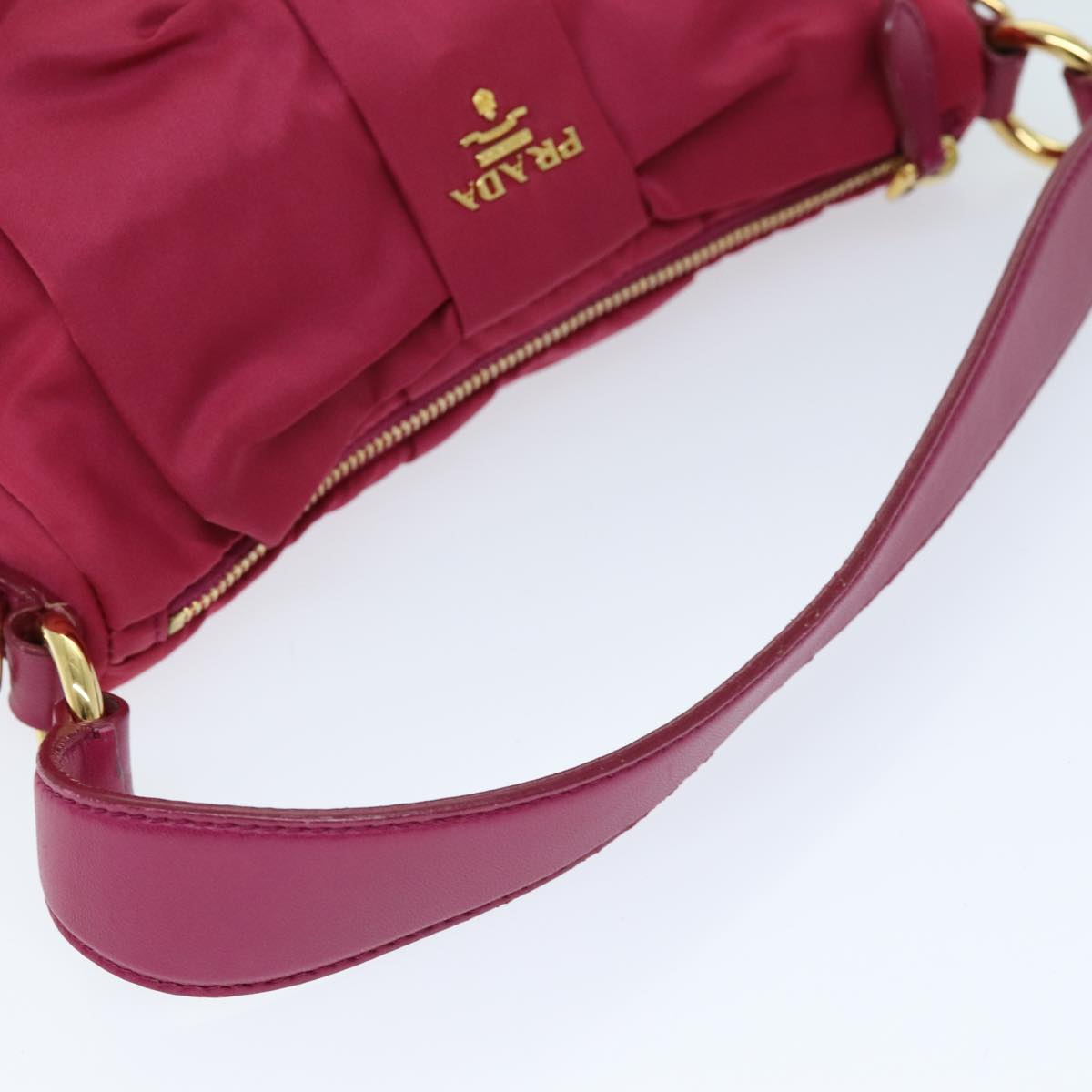 Handla Prada Ribbon Shoulder Bag Nylon Pink online | Smidigt och enkelt på nätet - Merchsweden |