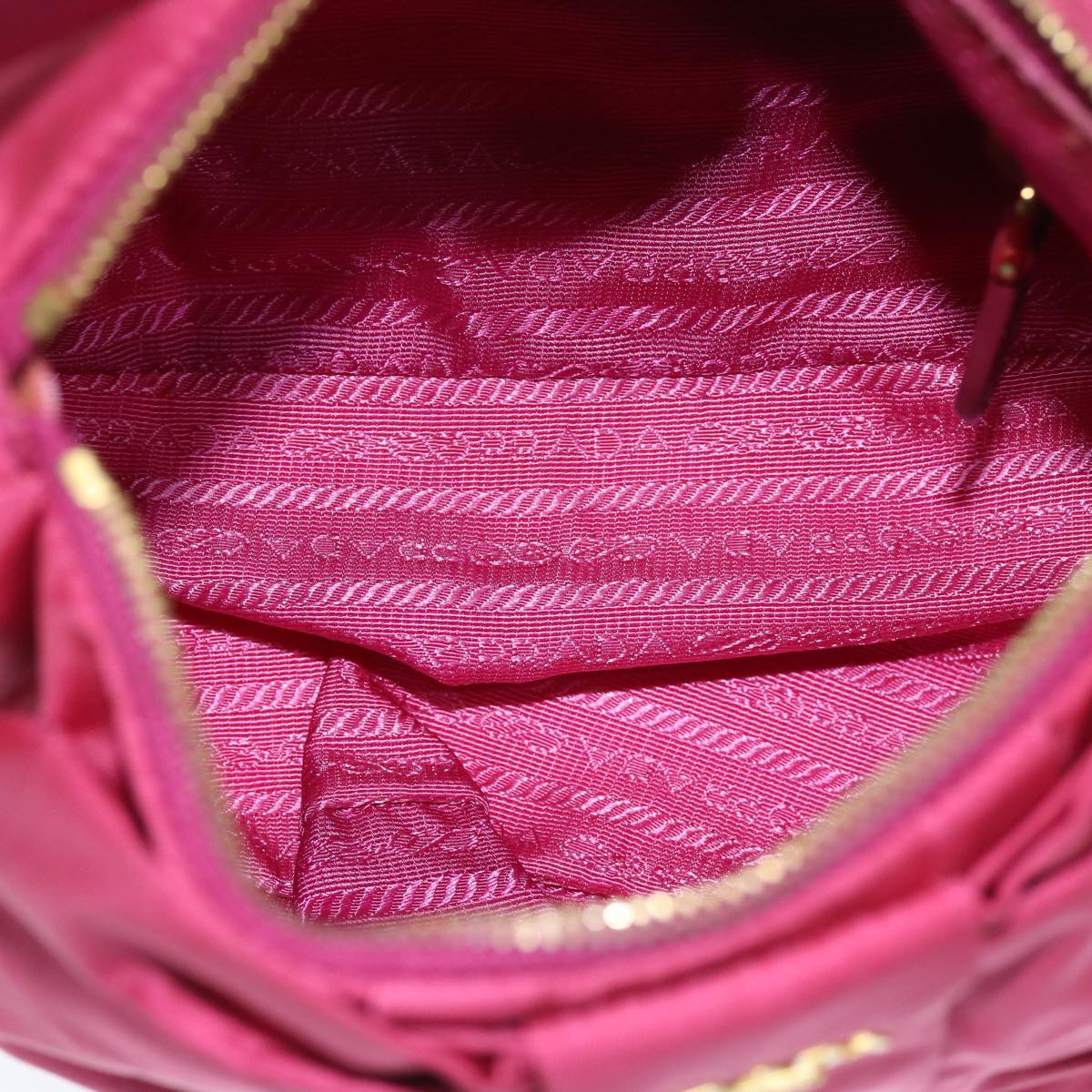 Handla Prada Ribbon Shoulder Bag Nylon Pink online | Smidigt och enkelt på nätet - Merchsweden |