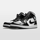 Nike Jordan 1 "Carbon fiber" Mid - Jordan 1 | Trendiga kläder & skor - Merchsweden |